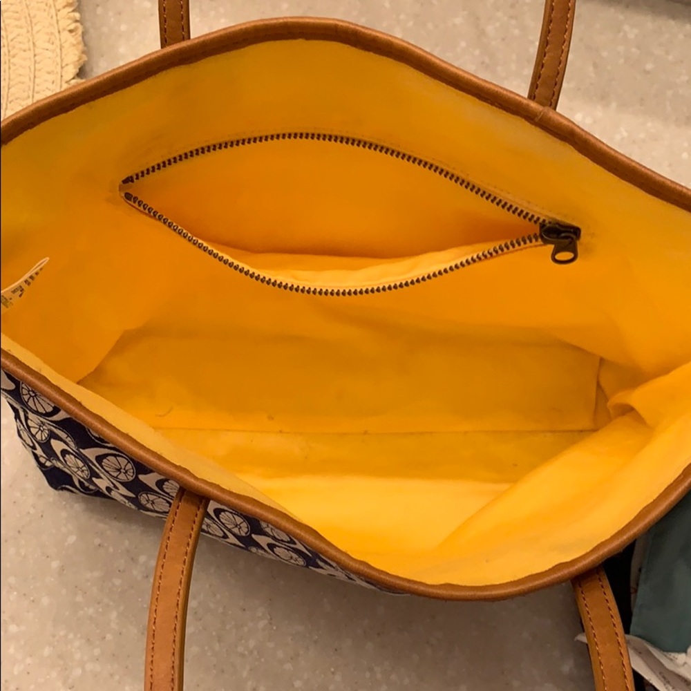 Jcrew lemon bag - Picture 2 of 3